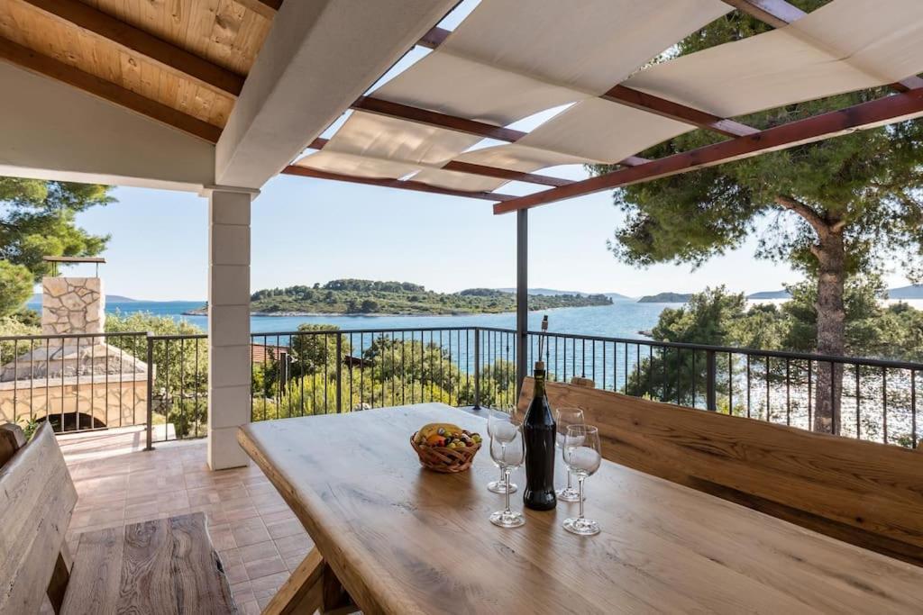 奥库格哥恩基Beautiful Bay House Duga别墅 外观 照片